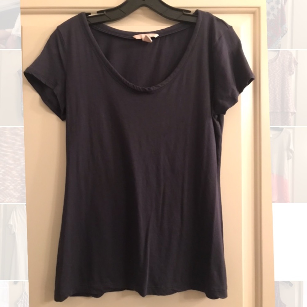 Basic Navy Tee